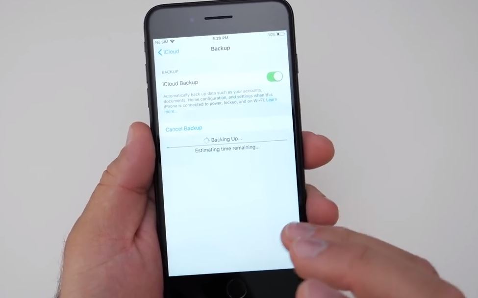 Backup iPhone using icloud