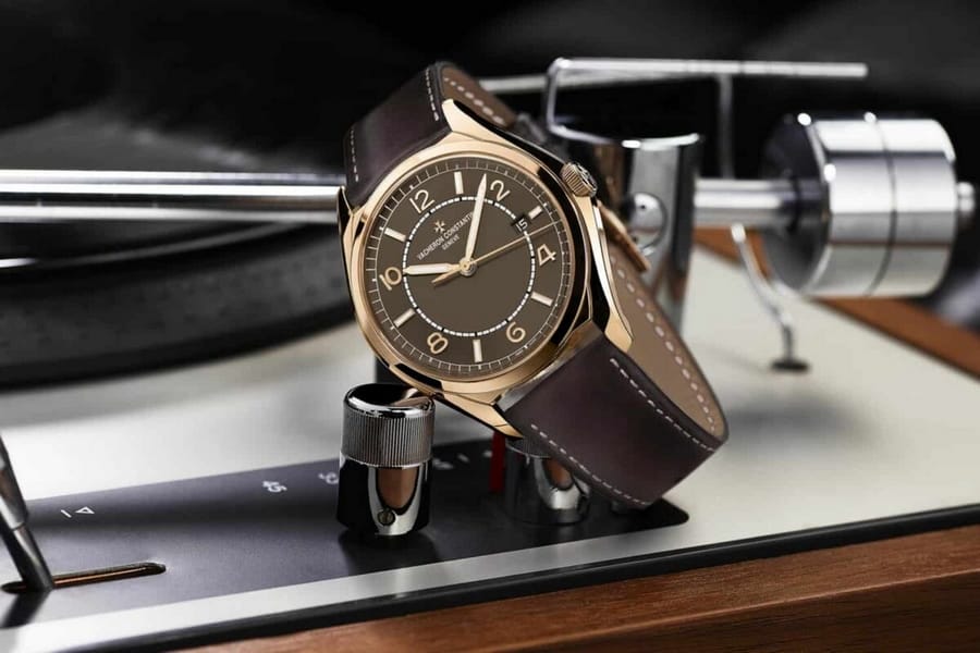 أفضل 50 علامة تجارية للساعات الفاخرة في عام 2023 149 فاشرون كونستانتين فيفتي سيكس تقويم كامل وملف ذاتي