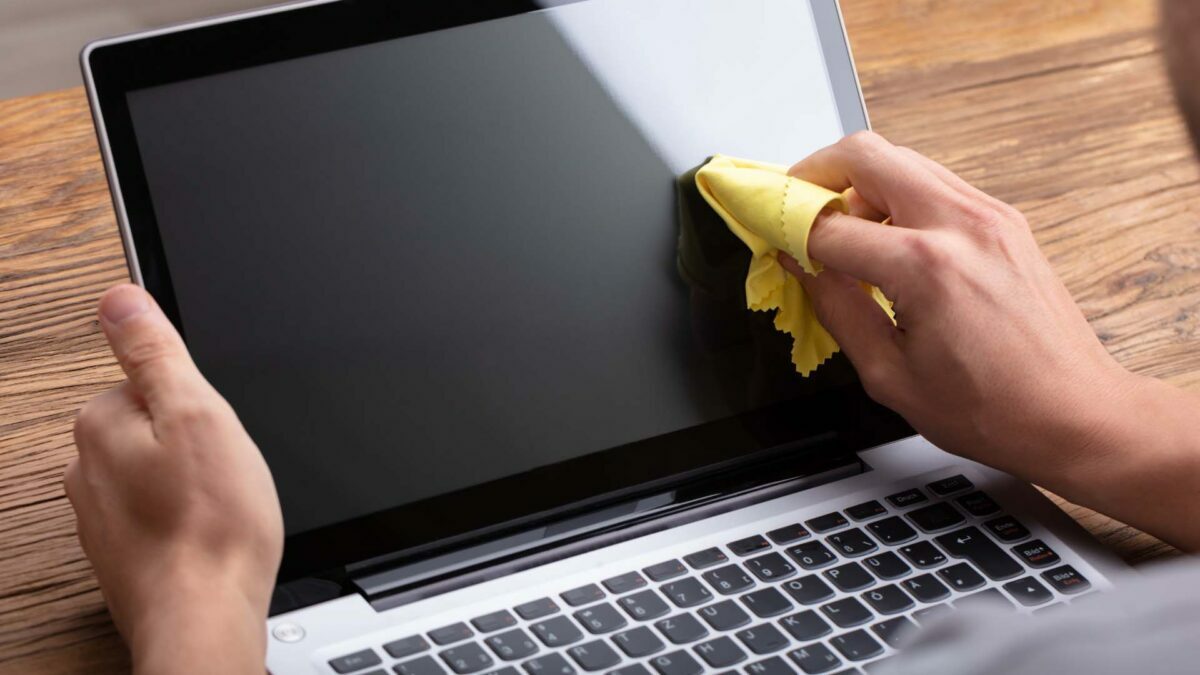 624c8614dca14 طرق إصلاح شاشة اللمس لا تعمل في اللاب توب