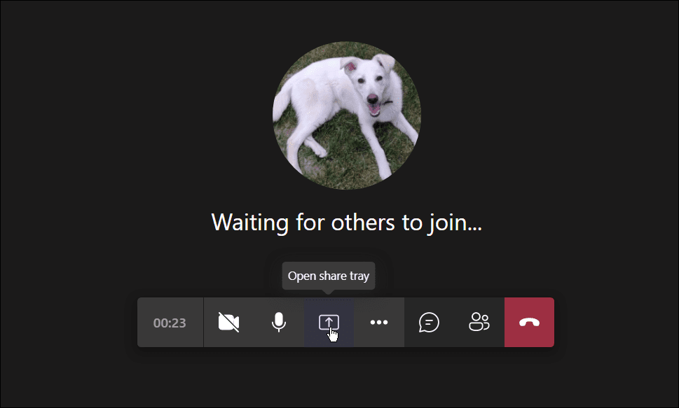 افتح علبة المشاركة طريقة استخدام السبورة في Teams