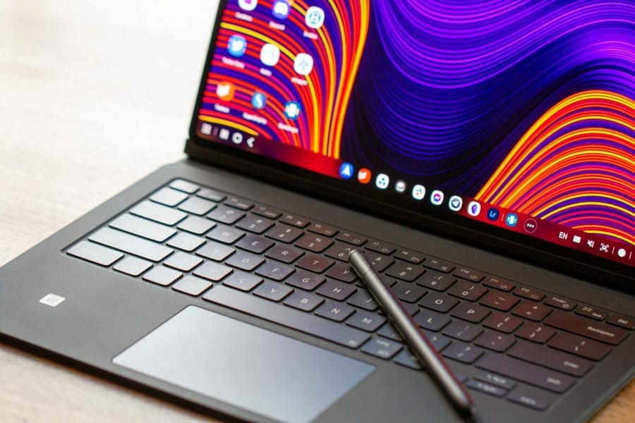 6268c004d19bd هل يأتي جالكسي تاب S8 مع قلم S Pen؟