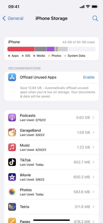 طريقة العثور على رقم الإصدار لأي تطبيق على آيفون أو ايباد - حتى تطبيقات آبل