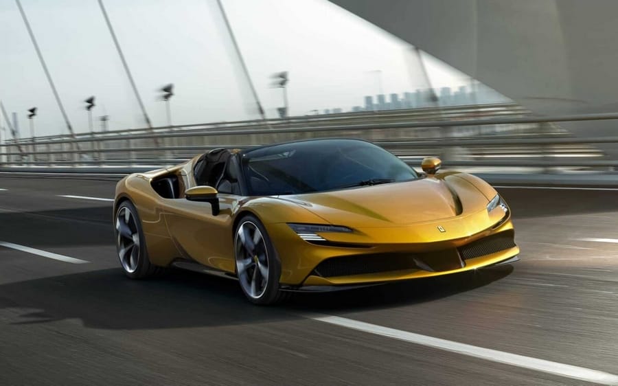 فيراري اس اف 90 سترادال