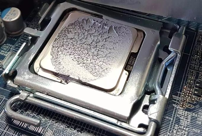 المعالج الحرارية لصق خارج المقود