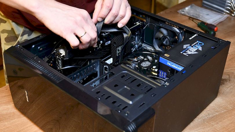 كيف تعرف أن كرت الشاشة معطل أو سليم؟ إليك طريقة الفحص 9 مشاكل كرت الشاشة