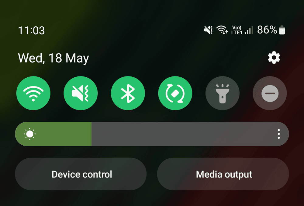 أفضل 10 طرق لإصلاح عدم عمل أندرويد Auto 34 قم بتفعيل واي فاي و بلوتوث