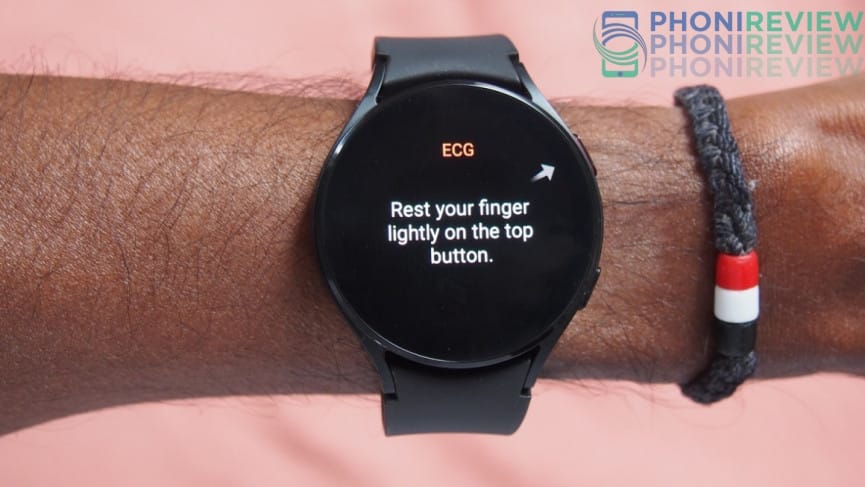 أوضحت ساعات ECG الذكية: كيف تعمل وأفضلها في السوق