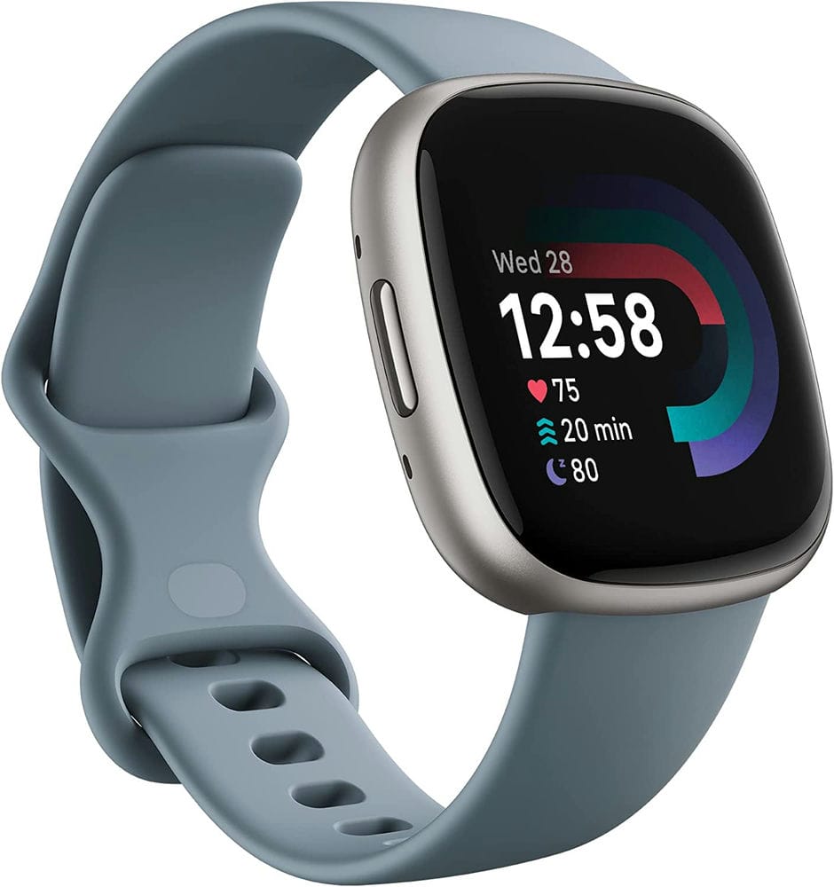 أفضل ساعة ذكية للآيفون 6 Fitbit Versa 4