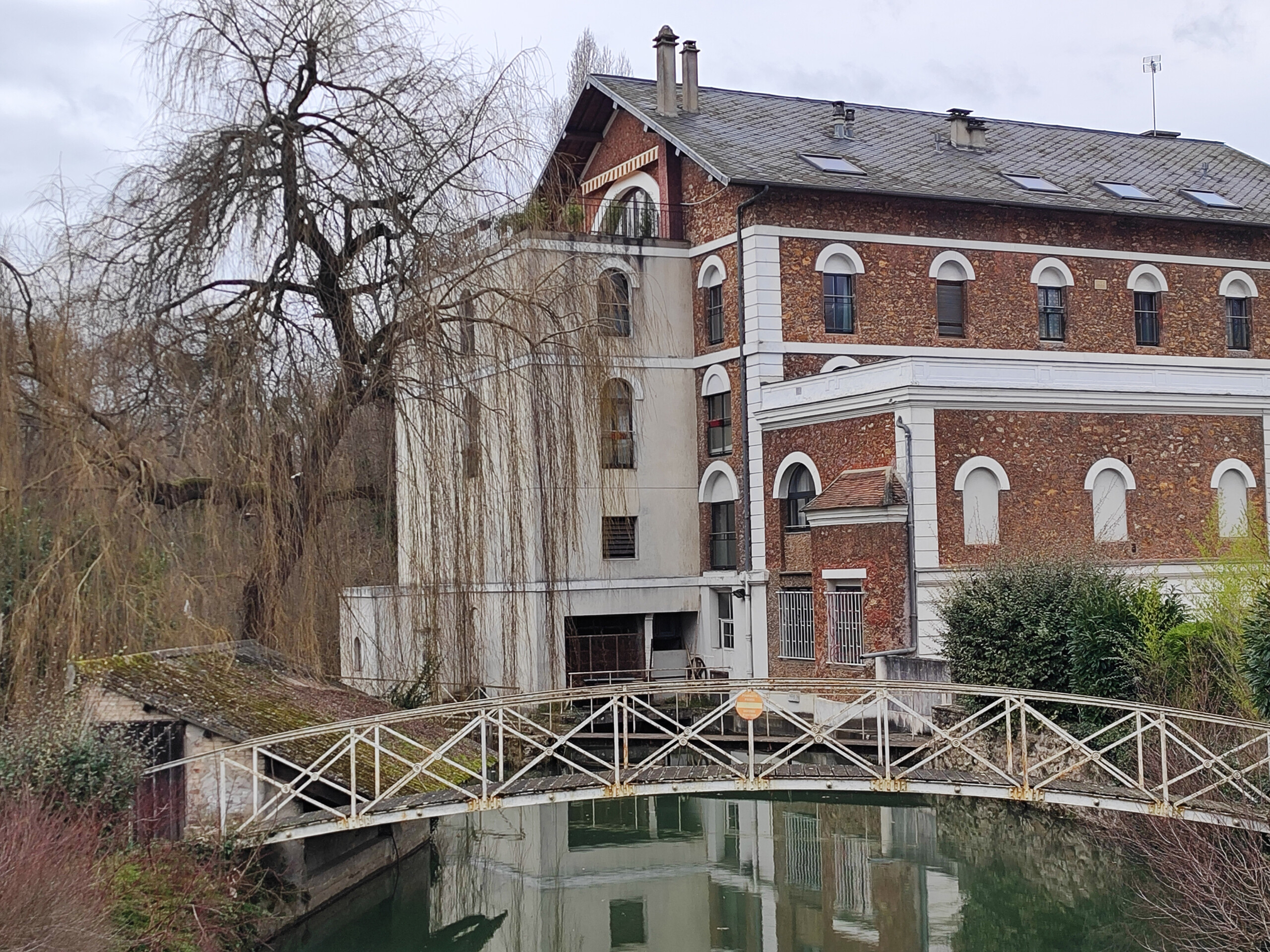 Poco X5 Pro 5G Review: Well-Equipped and High-Performance 61 Zoom x2