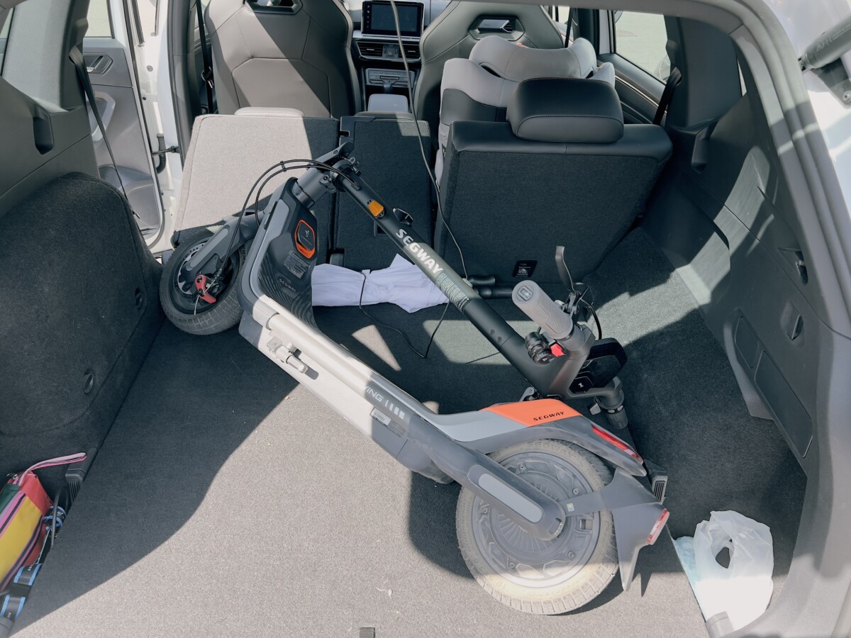 img 6558 Ninebot KickScooter P65E Review: Electric Scooter Checks All Boxes