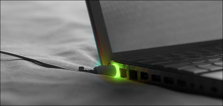 laptopcharging How to Set Up an Alert When Your Laptop Battery is Fully Charged