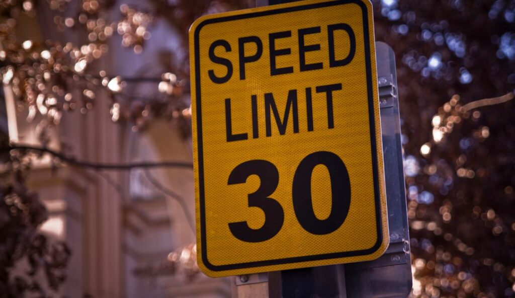 speed limit 1 Speed Limits in Saudi Arabia and the Implications